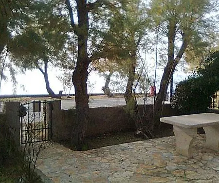 公寓 Rivarela 31 *